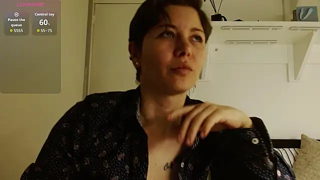 Snapshot of Alexxa_XX chatting on February 22, 2026, 5:47 pm Alexxa XX online show from February 22, 2026, 5:47 pm