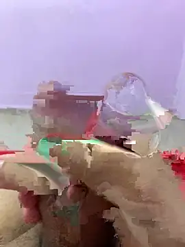 jhon01605 online show from April 7, 2026, 12:40 pm