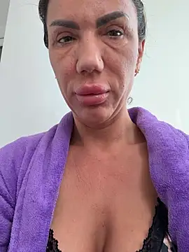 Snapshot of Missolevelvet chatting on March 30, 2026, 9:33 am Missolevelvet online show from March 30, 2026, 9:33 am