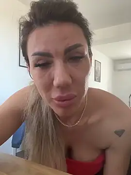 Snapshot of Missolevelvet chatting on March 7, 2026, 10:21 am Missolevelvet online show from March 7, 2026, 10:21 am