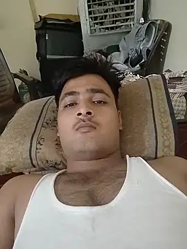 Snapshot of allumatar chatting on May 23, 2026, 10:58 am allumatar online show from May 23, 2026, 10:58 am