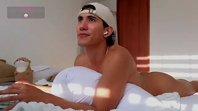 emilio rivs online show from February 21, 2026, 10:01 pm