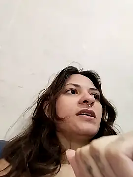 Snapshot of carazinho2128 chatting on April 18, 2026, 10:28 am carazinho2128 online show from April 18, 2026, 10:28 am