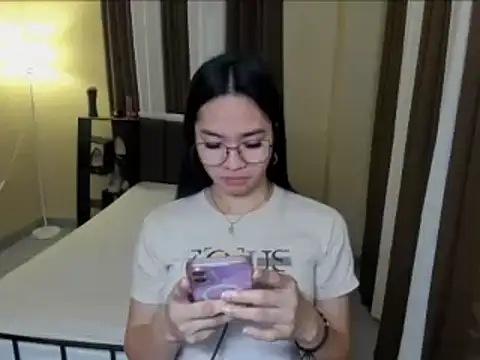 Asian Bigcock Marian online show from March 18, 2026, 12:30 pm