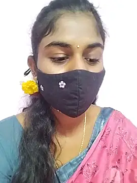 Snapshot of Tamil_Hot_RoyalQueen chatting on March 1, 2026, 5:13 pm Tamil Hot RoyalQueen online show from March 1, 2026, 5:13 pm