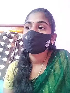 Snapshot of Tamil_Hot_RoyalQueen chatting on February 15, 2026, 4:57 am Tamil Hot RoyalQueen online show from February 15, 2026, 4:57 am