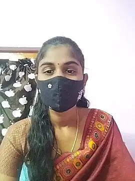 Snapshot of Tamil_Hot_RoyalQueen chatting on February 17, 2026, 3:42 pm Tamil Hot RoyalQueen online show from February 17, 2026, 3:42 pm