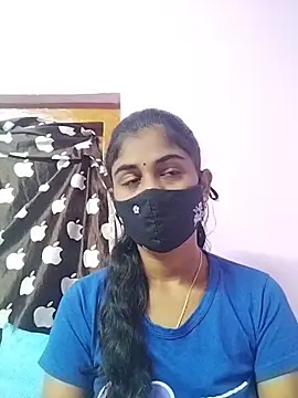 Snapshot of Tamil_Hot_RoyalQueen chatting on February 19, 2026, 5:21 pm Tamil Hot RoyalQueen online show from February 19, 2026, 5:21 pm