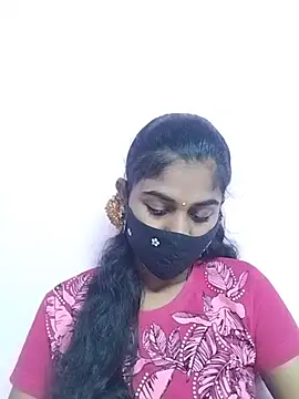 Snapshot of Tamil_Hot_RoyalQueen chatting on February 27, 2026, 4:51 pm Tamil Hot RoyalQueen online show from February 27, 2026, 4:51 pm