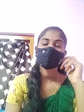 Snapshot of Tamil_Hot_RoyalQueen chatting on February 14, 2026, 4:40 pm Tamil Hot RoyalQueen online show from February 14, 2026, 4:40 pm