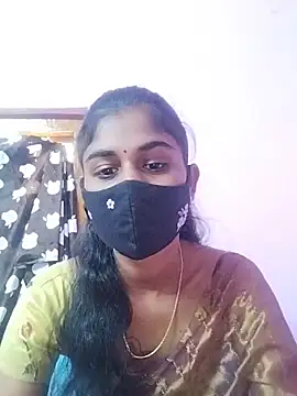 Snapshot of Tamil_Hot_RoyalQueen chatting on February 12, 2026, 6:35 am Tamil Hot RoyalQueen online show from February 12, 2026, 6:35 am