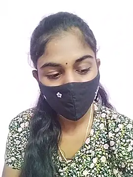 Snapshot of Tamil_Hot_RoyalQueen chatting on February 26, 2026, 5:02 pm Tamil Hot RoyalQueen online show from February 26, 2026, 5:02 pm