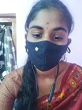 Snapshot of Tamil_Hot_RoyalQueen chatting on January 14, 2026, 3:48 pm Tamil Hot RoyalQueen online show from January 14, 2026, 3:48 pm