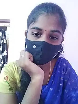 Snapshot of Tamil_Hot_RoyalQueen chatting on February 10, 2026, 3:55 pm Tamil Hot RoyalQueen online show from February 10, 2026, 3:55 pm