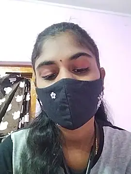 Snapshot of Tamil_Hot_RoyalQueen chatting on February 11, 2026, 4:51 pm Tamil Hot RoyalQueen online show from February 11, 2026, 4:51 pm