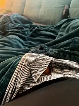 Snapshot of BadBear_17 chatting on January 14, 2026, 7:34 am BadBear 17 online show from January 14, 2026, 7:34 am