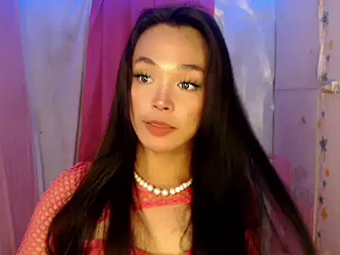 mariadeluxe online show from April 7, 2026, 9:27 pm