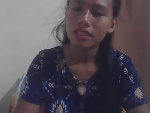 Snapshot of lovelypinay31xx chatting on April 14, 2026, 11:15 am lovelypinay31xx online show from April 14, 2026, 11:15 am