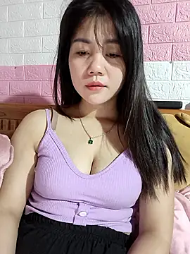 Ngocmai lazdy online show from April 1, 2026, 11:56 pm