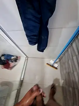 rodrigoga536489 online show from April 20, 2026, 8:32 pm