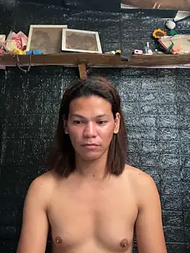 HugeAgatha online show from February 17, 2026, 7:27 am