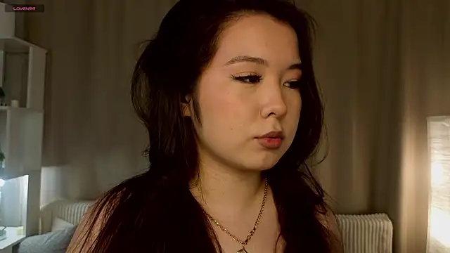 Snapshot of CarmanHenning chatting on February 11, 2026, 4:23 am CarmanHenning online show from February 11, 2026, 4:23 am