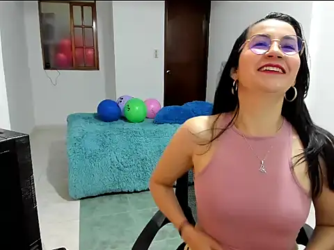 talia mystic online show from February 20, 2026, 12:51 pm