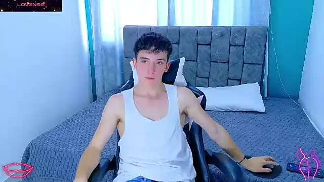 SamBoycash  online show from January 14, 2026, 8:45 pm