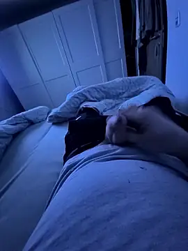 Snapshot of franzus122 chatting on January 12, 2026, 11:42 pm franzus122 online show from January 12, 2026, 11:42 pm