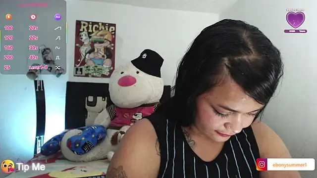 Snapshot of ebonysummer_ chatting on August 5, 2026, 3:11 am ebonysummer online show from August 5, 2026, 3:11 am