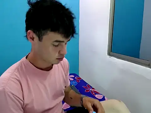 daniel22 cm online show from January 15, 2026, 6:44 pm