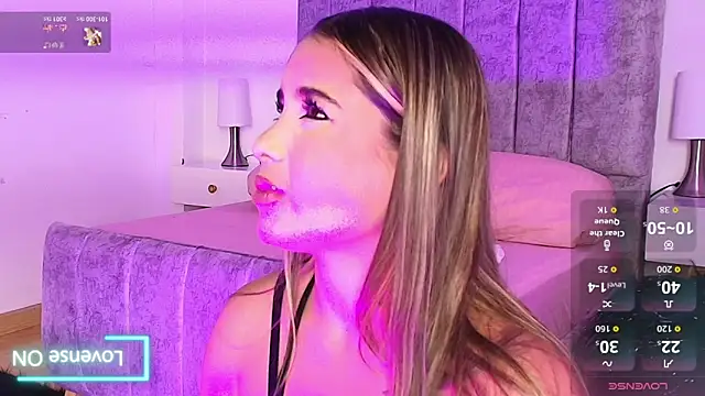 Snapshot of Lucy_Carson_ chatting on February 25, 2026, 3:29 am Lucy Carson online show from February 25, 2026, 3:29 am