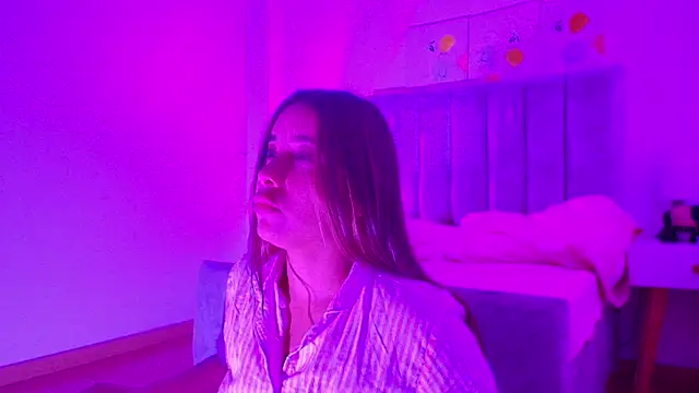 Lucy Carson  online show from March 23, 2026, 3:39 am