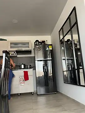 Pretty  Milf online show from March 19, 2026, 5:24 pm