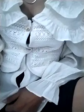 Lisa xx2 online show from February 6, 2026, 11:39 am