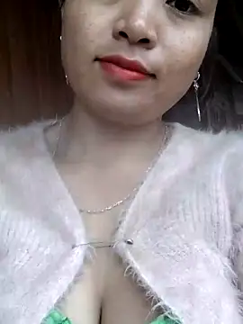 miumiu sexy2x online show from March 7, 2026, 12:28 am