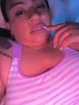 Nathalyy37 online show from July 10, 2026, 3:50 am