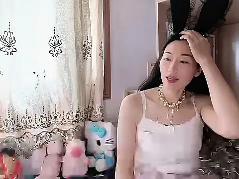Snapshot of Connie-Kang chatting on March 18, 2026, 6:05 am Connie-Kang online show from March 18, 2026, 6:05 am