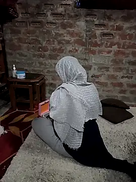 Babu1988UP online show from April 8, 2026, 2:02 am