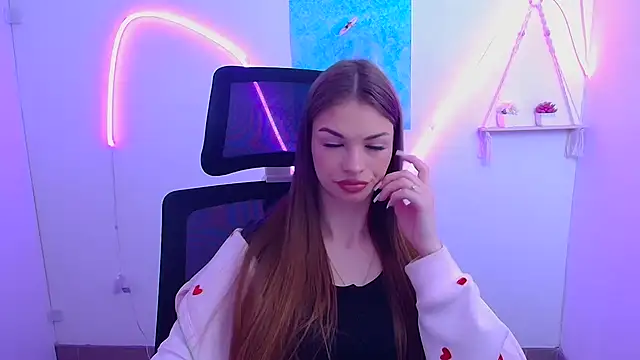Snapshot of Lina_Loveuu chatting on May 10, 2026, 11:25 am Lina Loveuu online show from May 10, 2026, 11:25 am