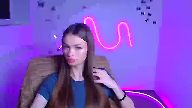 Snapshot of Lina_Loveuu chatting on May 9, 2026, 11:35 am Lina Loveuu online show from May 9, 2026, 11:35 am