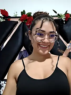 Freyarosse online show from February 18, 2026, 11:01 pm