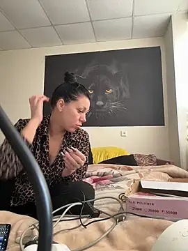  Mila Love online show from April 6, 2026, 2:51 am