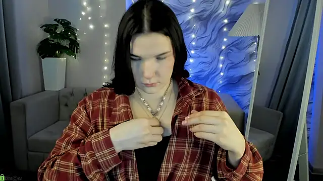 Mira Silk online show from February 26, 2026, 3:17 am