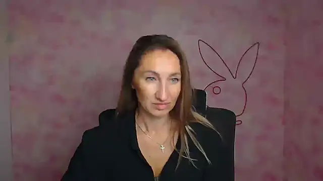 Diana Sweeet  online show from March 31, 2026, 5:42 am