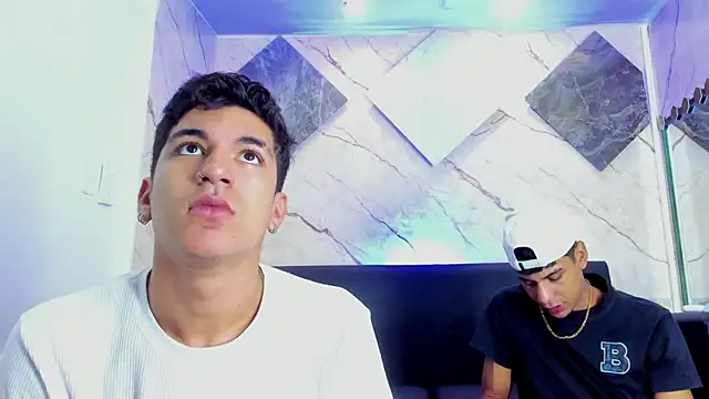 ALEX KEITH26 online show from February 2, 2026, 12:15 pm