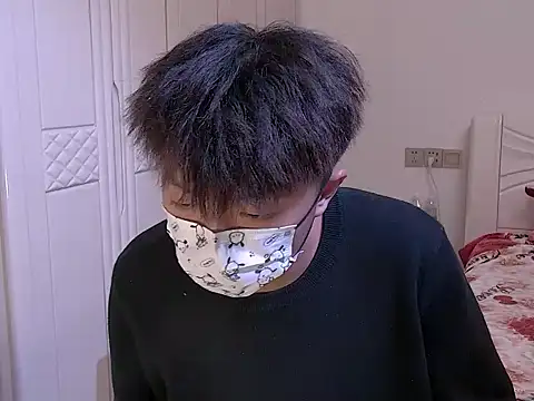 Chocolates-001 online show from January 15, 2026, 11:02 am