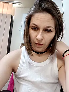 AdaJoy online show from March 15, 2026, 1:40 pm