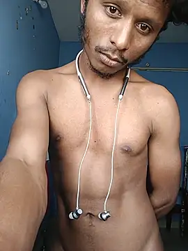 Snapshot of stylee_satheesh chatting on July 17, 2026, 3:59 am stylee satheesh online show from July 17, 2026, 3:59 am