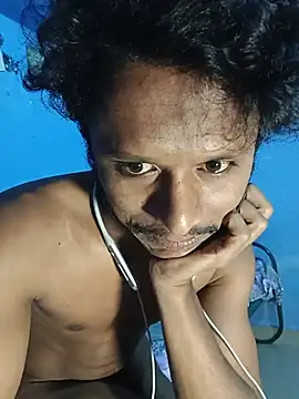 Snapshot of stylee_satheesh chatting on July 3, 2026, 8:59 pm stylee satheesh online show from July 3, 2026, 8:59 pm